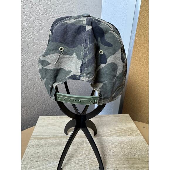 Northern Whitetail "All Natural Hunting Lures" Camouflage Hat - Picture 4 of 6